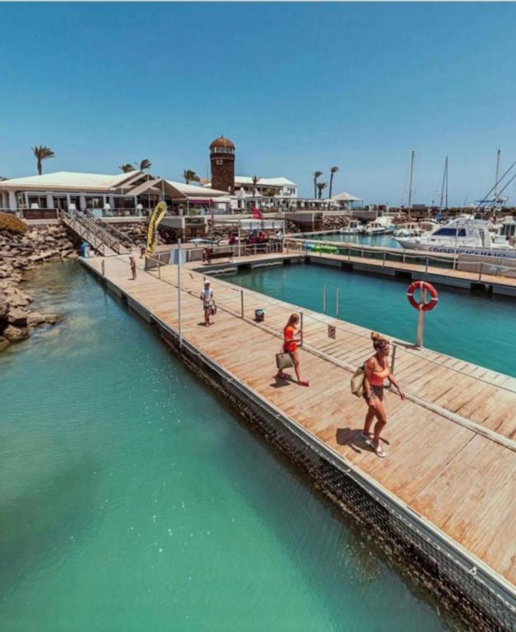 Green View Luxury Appartment In New Complex Pueblo Majorero Next To Golf Course 5 Min Walk From The Beach And Atlantico Shopping Centre In Caleta De Fuste Next To Cassino And Elba Sara Hotel 2 Bedrooms 2 Bathrooms Huge Terace! 外观 照片