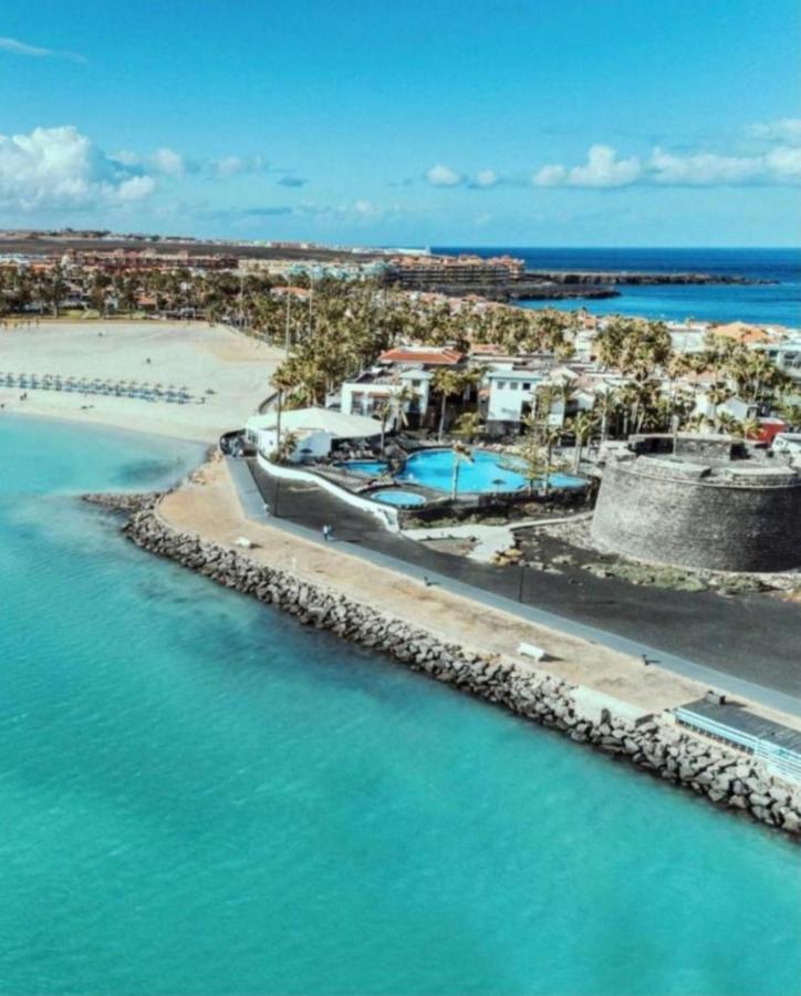 Green View Luxury Appartment In New Complex Pueblo Majorero Next To Golf Course 5 Min Walk From The Beach And Atlantico Shopping Centre In Caleta De Fuste Next To Cassino And Elba Sara Hotel 2 Bedrooms 2 Bathrooms Huge Terace! 外观 照片