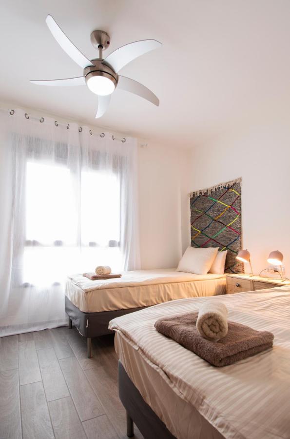 Green View Luxury Appartment In New Complex Pueblo Majorero Next To Golf Course 5 Min Walk From The Beach And Atlantico Shopping Centre In Caleta De Fuste Next To Cassino And Elba Sara Hotel 2 Bedrooms 2 Bathrooms Huge Terace! 外观 照片
